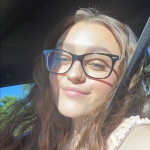 Meet your Posher, Ashlynn